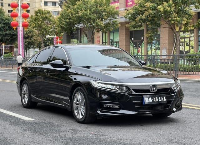 
								Honda Accord, 2020 full									