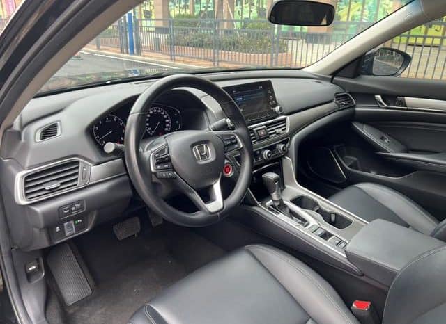 
								Honda Accord, 2020 full									