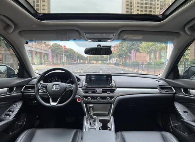 
								Honda Accord, 2020 full									