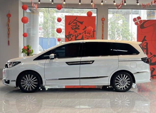 
								Honda Elysion, 2022 full									