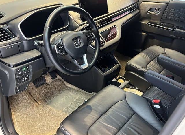 
								Honda Elysion, 2022 full									