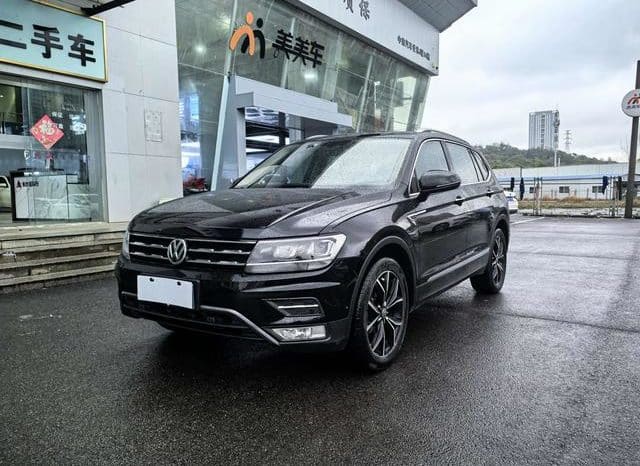 67cb3eb9def0d Volkswagen Tiguan L, 2020