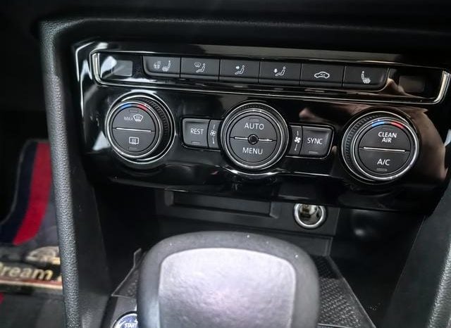 
								Volkswagen Tiguan L, 2020 full									