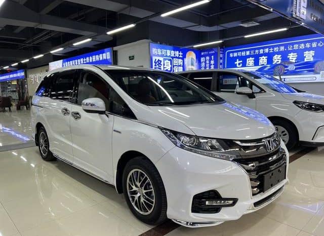 
								Honda Odyssey, 2021 full									