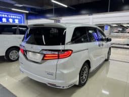 
										Honda Odyssey, 2021 full									