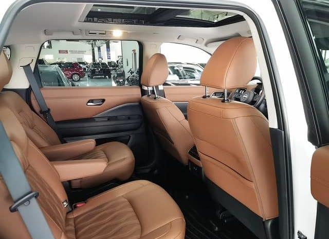 
								Nissan Pathfinder, 2024 full									
