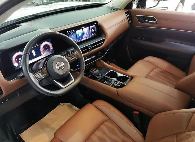 
								Nissan Pathfinder, 2024 full									