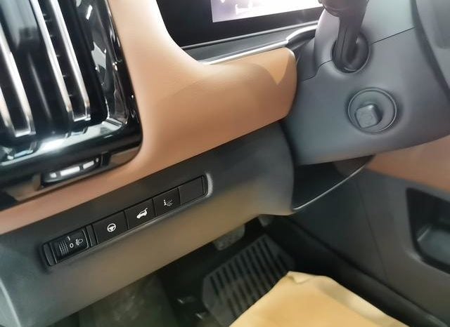
								Nissan Pathfinder, 2024 full									