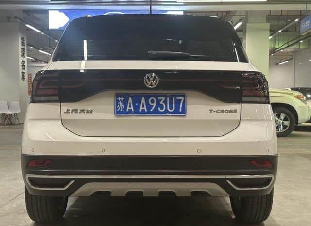 
								Volkswagen T-Cross, 2020 full									