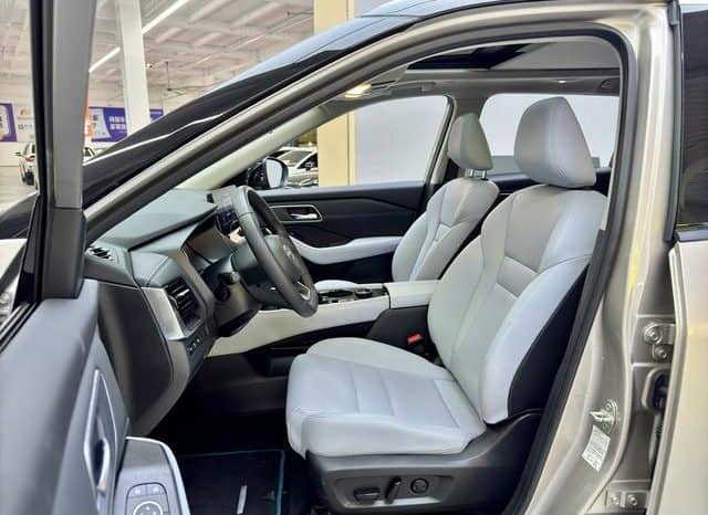 
								Nissan X-Trail (III), 2023 full									