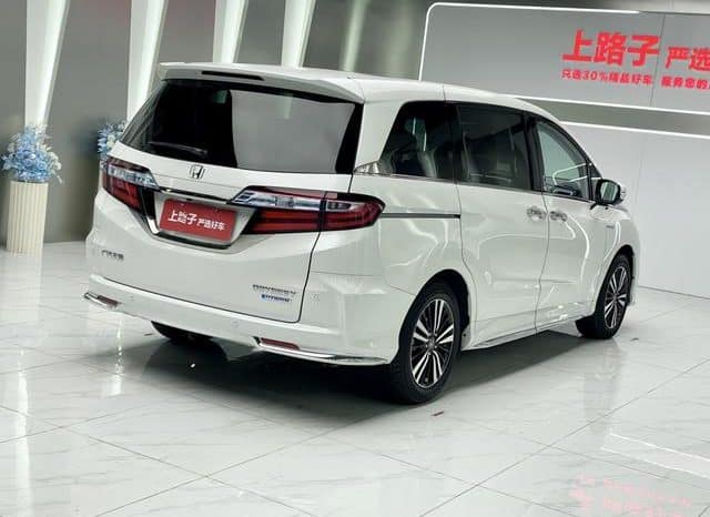 
								Honda Odyssey, 2021 full									