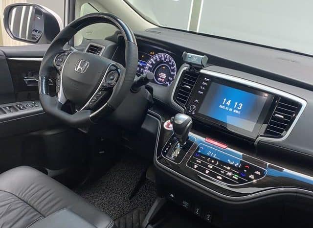 
								Honda Odyssey, 2021 full									
