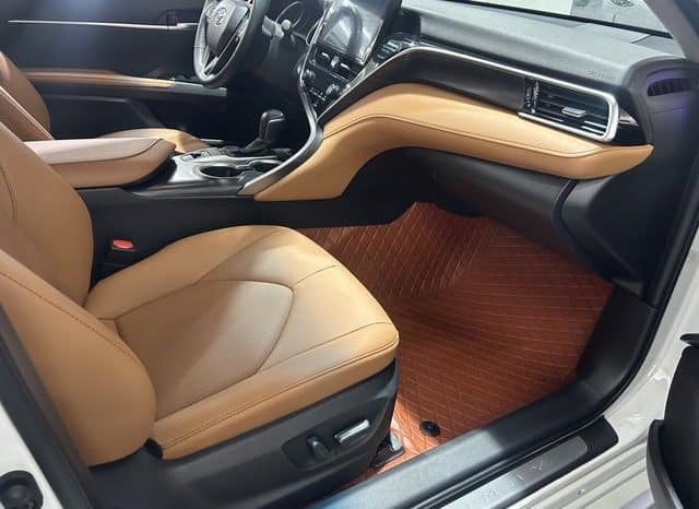 
								Toyota Camry, 2022 full									