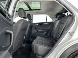 
										Volkswagen T-Roc, 2021 full									