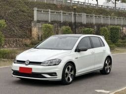 67cb6b6810537 Volkswagen Golf 280 TSI, 2020