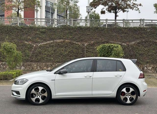 
								Volkswagen Golf 280 TSI, 2020 full									