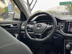 
										Volkswagen T-Roc, 2022 full									