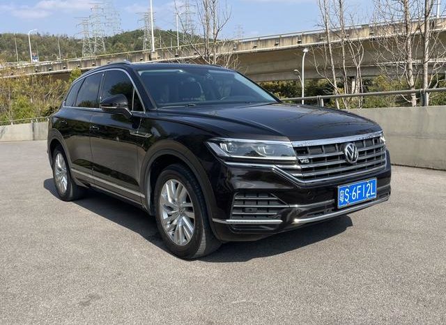
								Volkswagen Touareg, 2020 full									