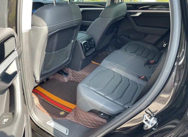 
								Volkswagen Touareg, 2020 full									