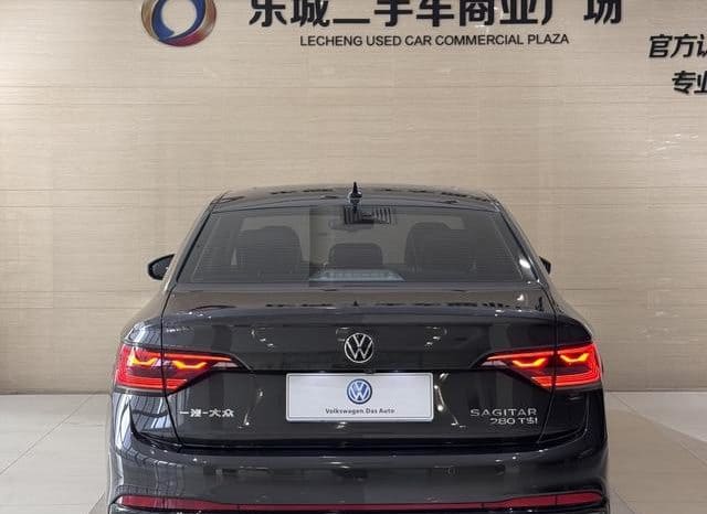 
								Volkswagen Jetta, 2022 full									