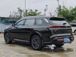 
										Nissan Pathfinder, 2024 full									