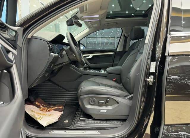 
								Volkswagen Touareg, 2021 full									