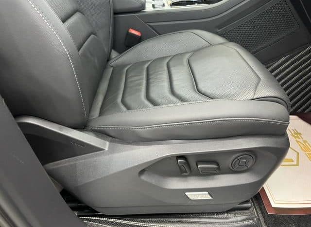 
								Volkswagen Touareg, 2021 full									