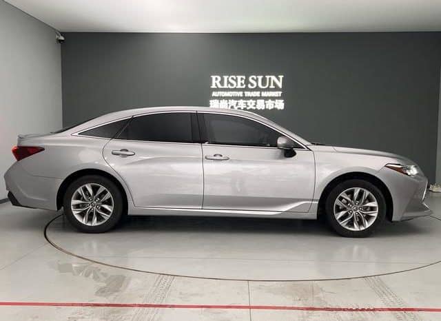
								Toyota Avalon, 2022 full									