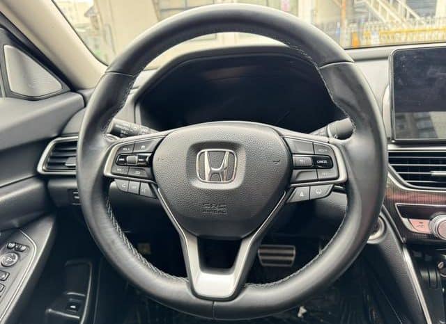 
								Honda Accord, 2023 full									