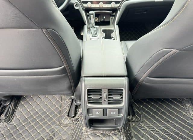 
								Honda Accord, 2023 full									
