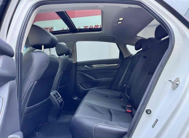 
								Honda Accord, 2023 full									