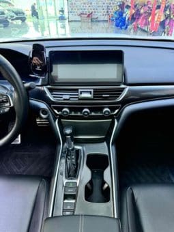 
										Honda Accord, 2023 full									