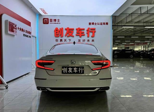 
								Honda Accord, 2023 full									