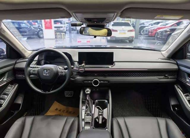 
								Honda Accord, 2024 full									