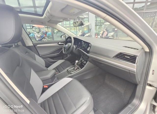 
								Volkswagen Jetta, 2022 full									