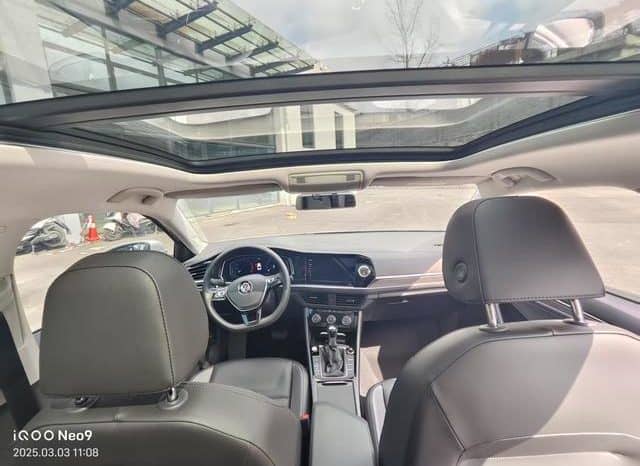 
								Volkswagen Jetta, 2022 full									