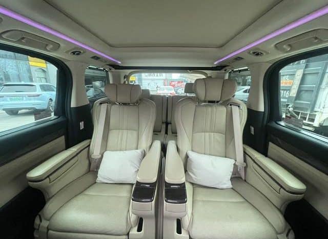 
								Toyota Vellfire (II), 2020 full									