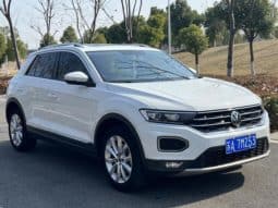 
										Volkswagen T-Roc, 2022 full									
