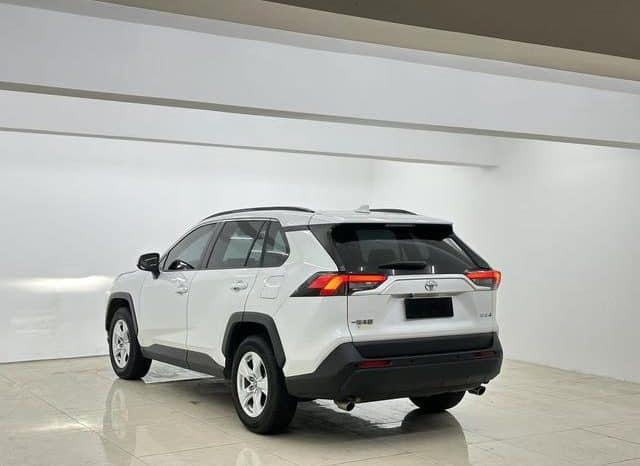 
								Toyota RAV4 (IV), 2024 full									