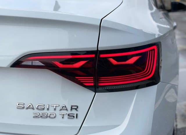 
								Volkswagen Jetta, 2022 full									
