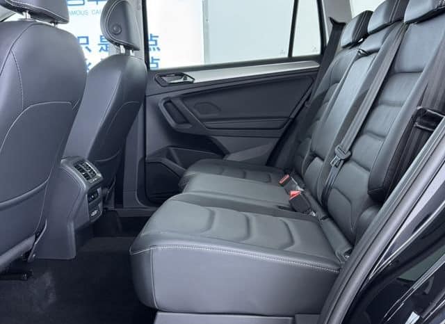 
								Volkswagen Tiguan L, 2020 full									