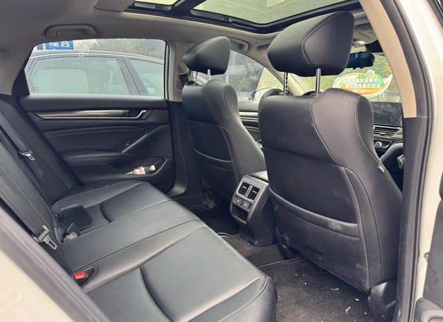 
								Honda Accord, 2022 full									