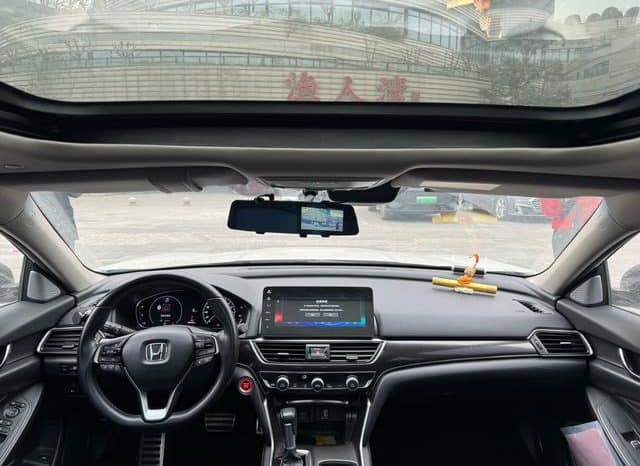 
								Honda Accord, 2022 full									