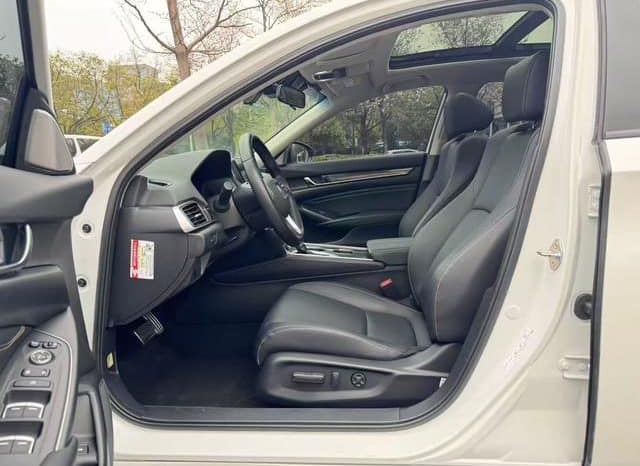 
								Honda Accord, 2023 full									