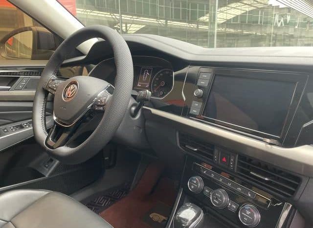 
								Volkswagen Passat, 2020 full									