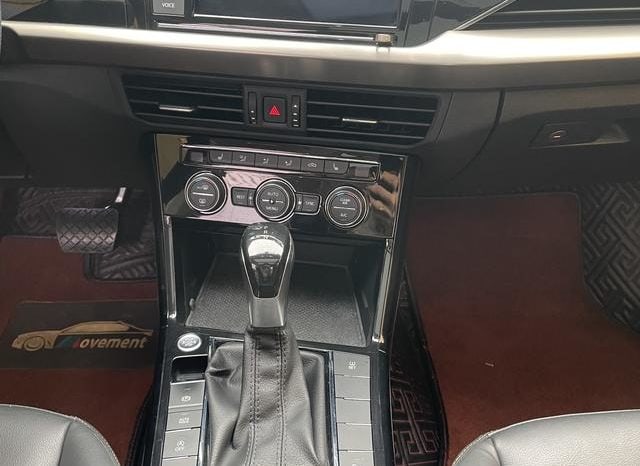 
								Volkswagen Passat, 2020 full									