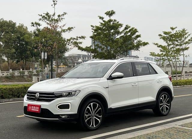 67cbb48183181 Volkswagen T-Roc, 2022