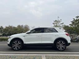 
										Volkswagen T-Roc, 2022 full									