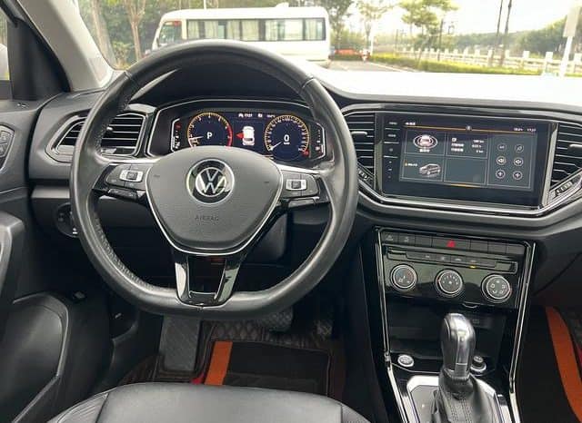 
								Volkswagen T-Roc, 2022 full									