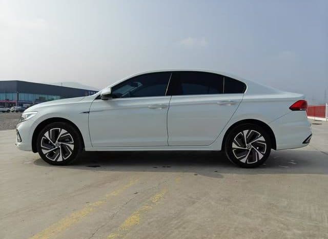 
								Volkswagen Bora, 2023 full									
